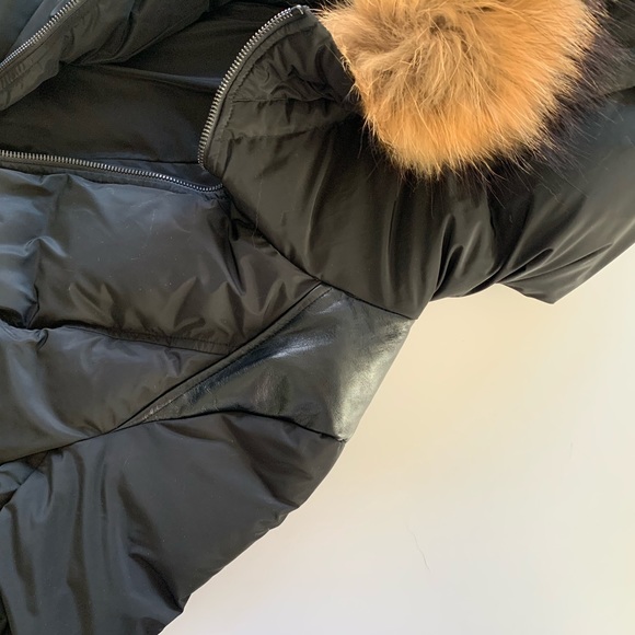 MACKAGE Coat w/ Fur Lined Hood & Leather Shoulder - Picture 4 of 7